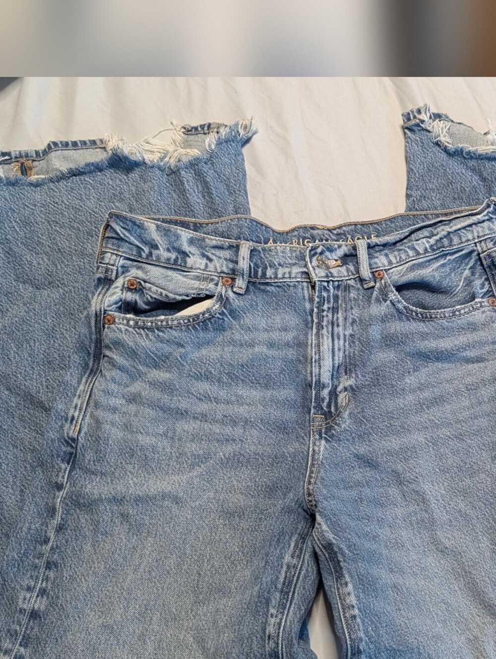 American Eagle Outfitters Light Blue High Rise Women’s Jeans